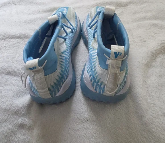 Stylish Blue and White Men's Sneakers - Picture 4 of 12